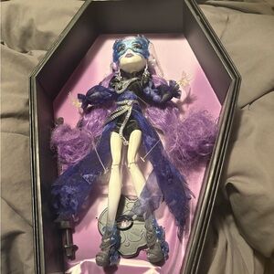 Monster High Scarah Haunt Couture Midnight Runway Doll